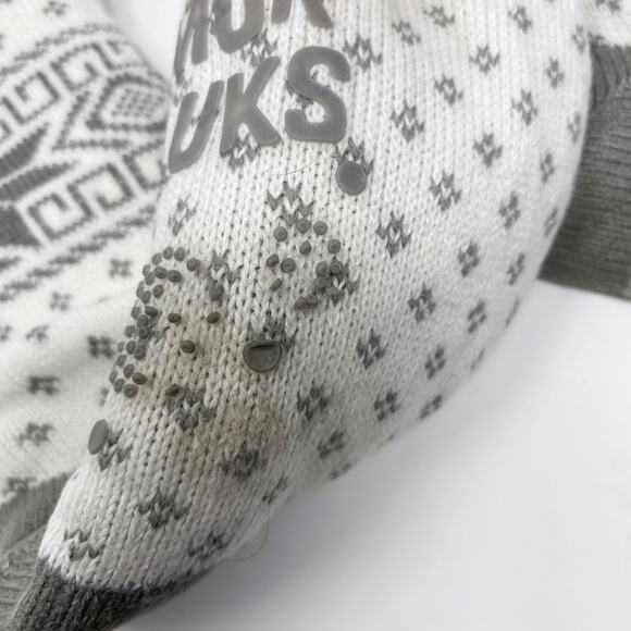 Muk Luks Fuzzy Crew Height Slipper Socks White Gray Non Skid Dots Cozy Warm - Picture 7 of 8